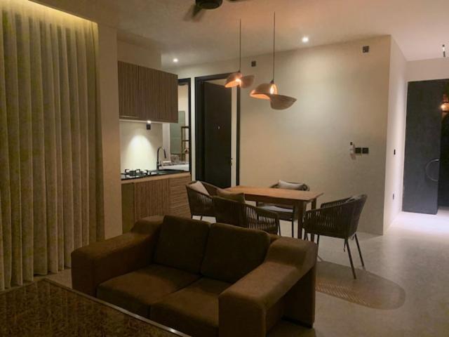 Casa Narrow Villa Nembrala 外观 照片