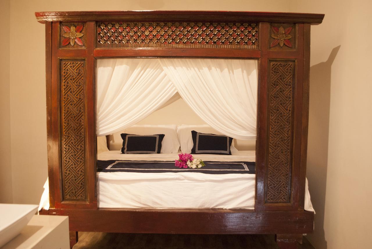 Casa Narrow Villa Nembrala 外观 照片